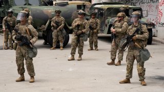 Trump is sending California National Guard members to Oregon – NBC Los ...