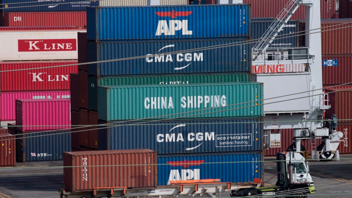 Port of LA experiences drop in cargo volume in September – NBC Los Angeles Port of LA experiences drop in cargo volume in September – NBC Los Angeles