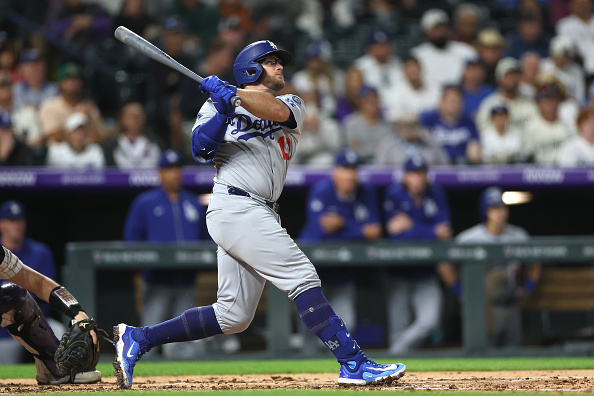 Watch: Max Muncy hits grand slam after rain delay as Dodgers beat