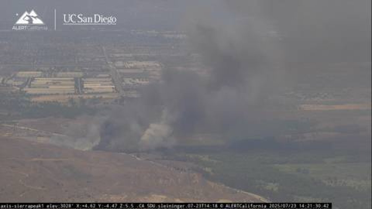 Brush Fire Spreads 150 Acres, Shuts 71, 91 Freeways in Chino Hills