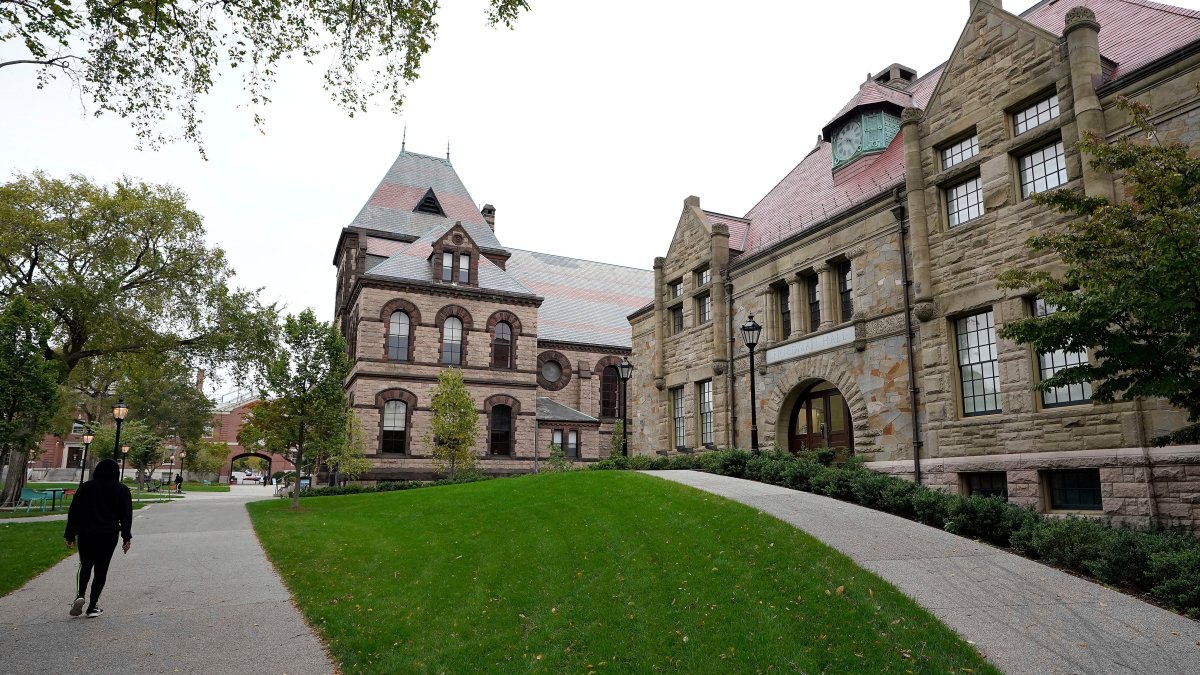 Brown University strikes agreement with Trump administration to restore lost federal funding 1