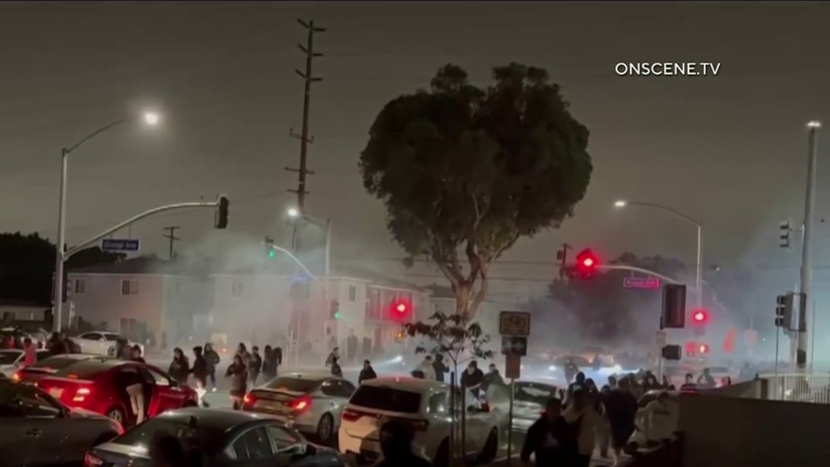 A crowd took over an intersection in Long Beach for a street takeover and looted a nearby market early Monday. 