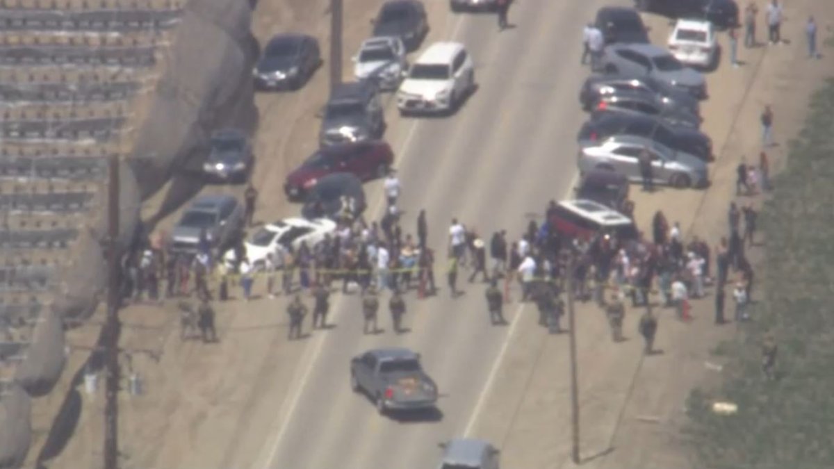 Federal Agents Raid Camarillo Farm, Clash With 500 Protesters