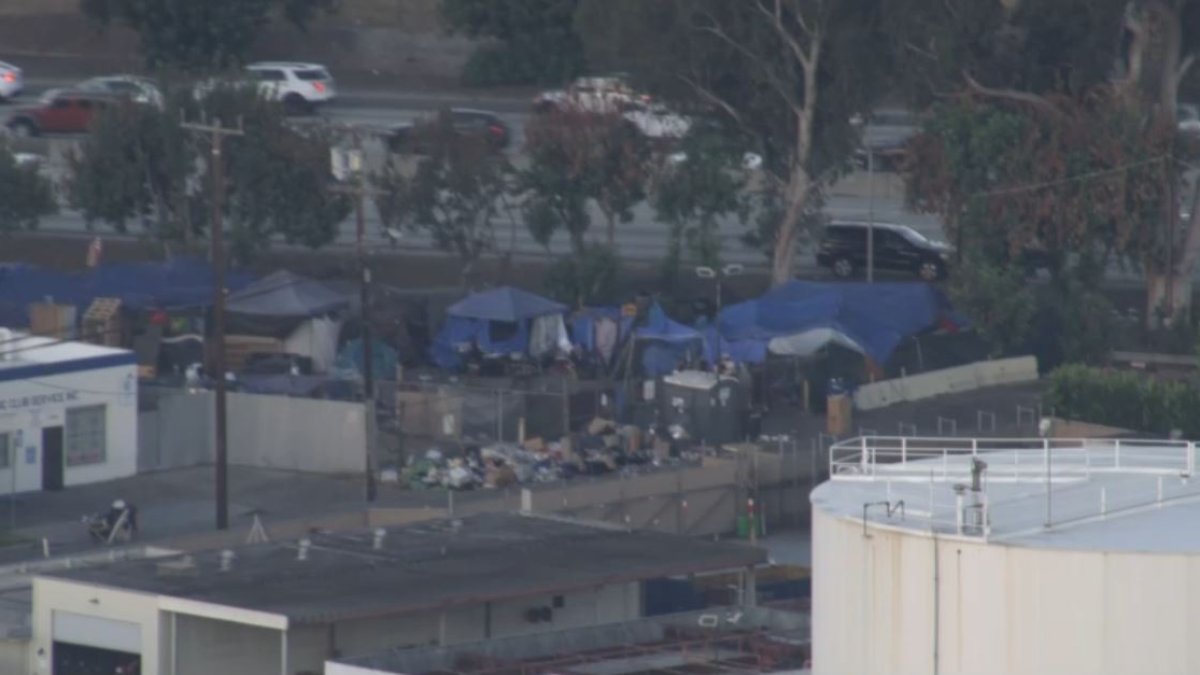 LA, San Diego Launch Major Homeless Encampment Sweeps