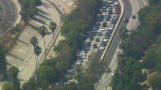 Lanes on 110 Freeway reopen in Highland Park – NBC Los Angeles