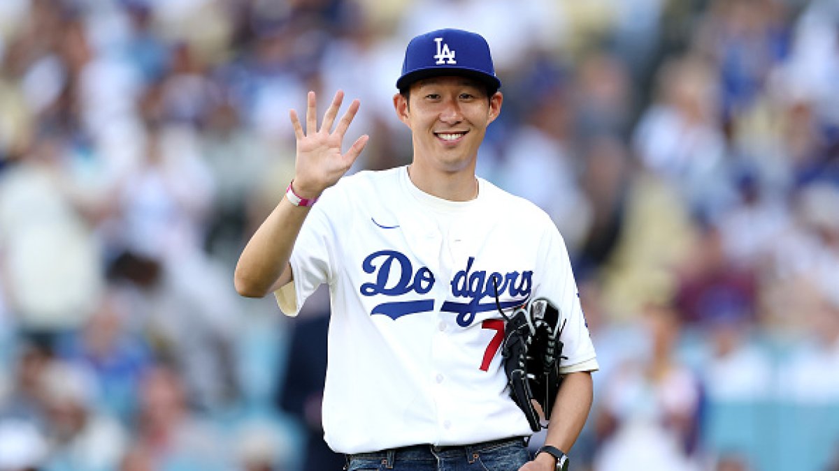 LAFC Son Heung-min Throws Ceremonial First Pitch at Dodgers-Cincinnati Game