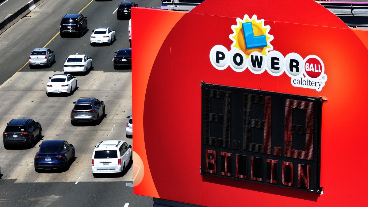 Here are the winning Powerball numbers for Saturday’s  billion jackpot – NBC Los Angeles