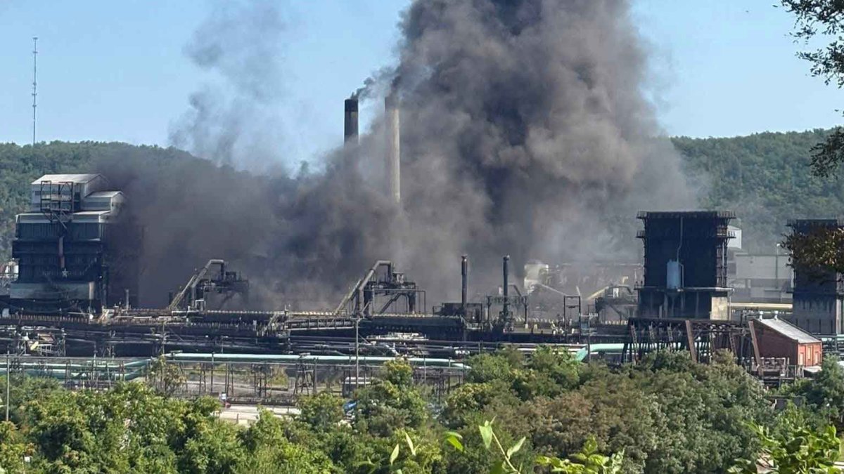 2 dead, 10 injured after explosion at Pa. steel plant – NBC Los Angeles