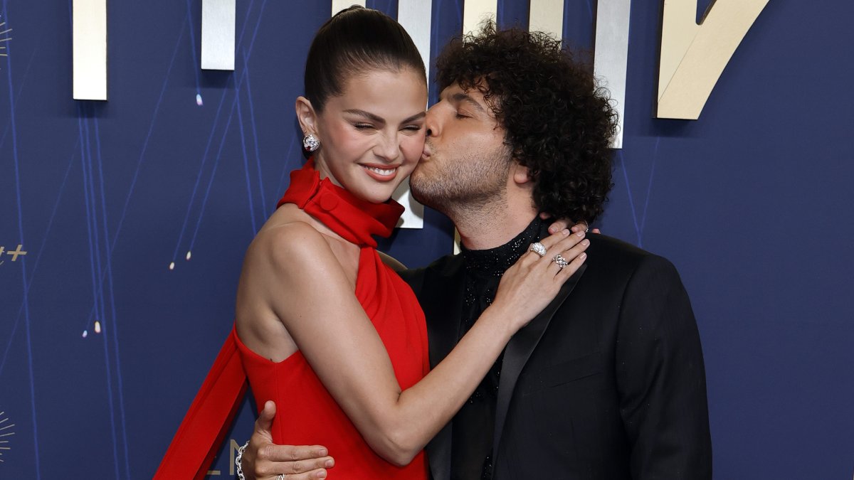 Selena Gomez reveals why she was 'sobbing' after marrying Benny Blanco –  NBC Los Angeles