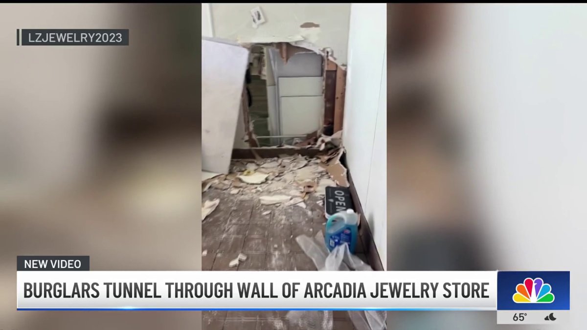 Burglars tunnel through wall of Arcadia jewelry store – NBC Los Angeles