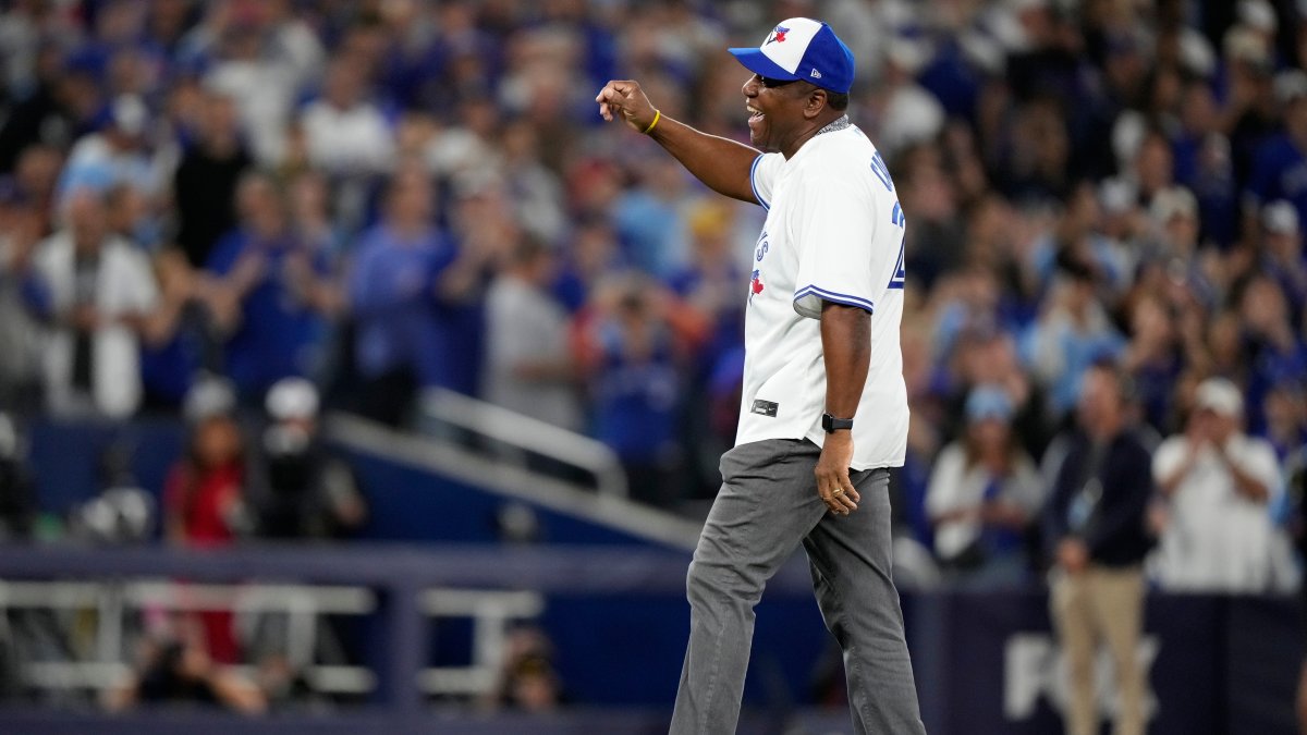 Toronto Blue Jays Legends Joe Carter, Cito Gaston Honor World Series