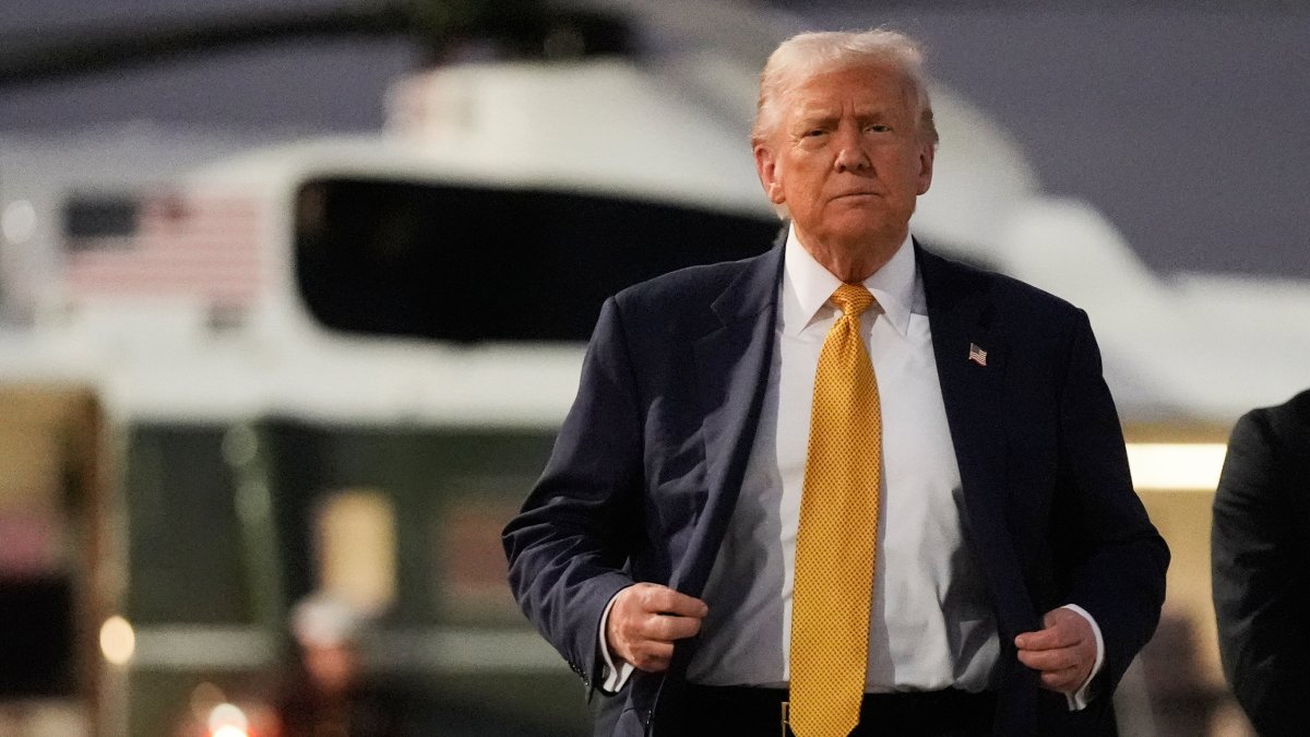 Trump's lawyers ask New York appeals court to toss out his hush money criminal conviction 1