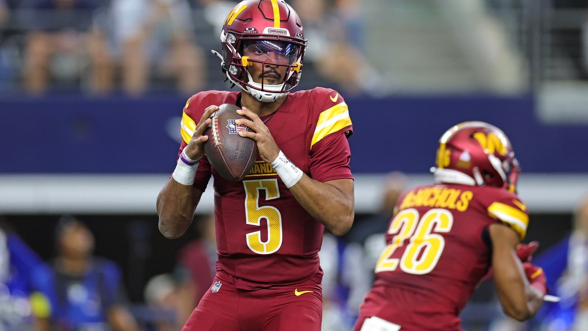 Commanders Quarterback Jayden Daniels Undergoes MRI After Hamstring Injury, Kansas City Game Status Uncertain