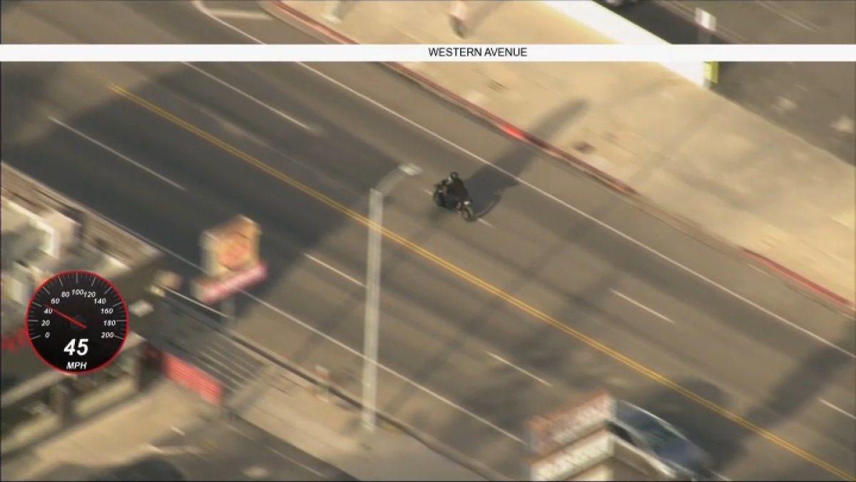 Assault suspect drives into Koreatown garage after pursuit – NBC Los ...
