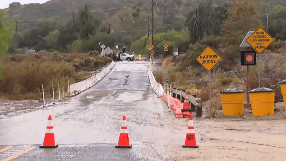 Live updates: First storm of season delivers hours of steady rain in Los Angeles County