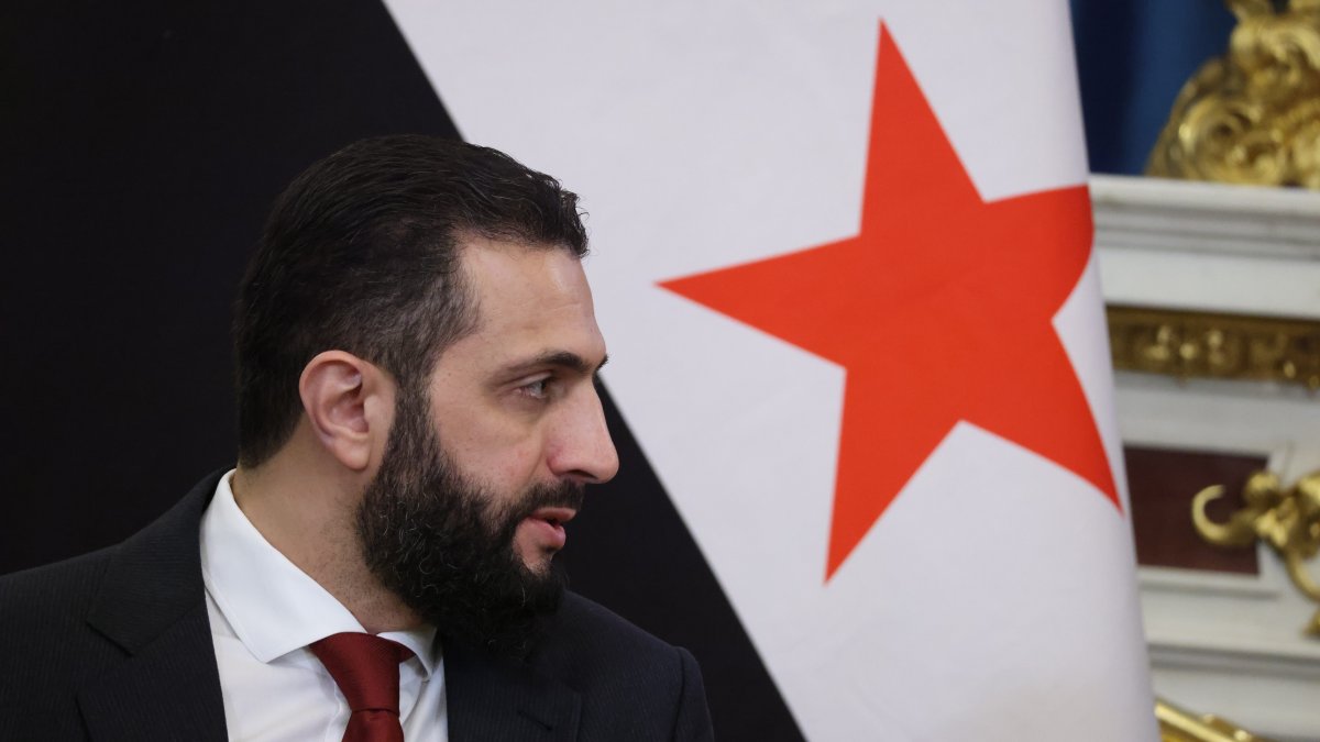 Trump to host al-Sharaa in first ever visit by a Syrian president to White House, official says 1