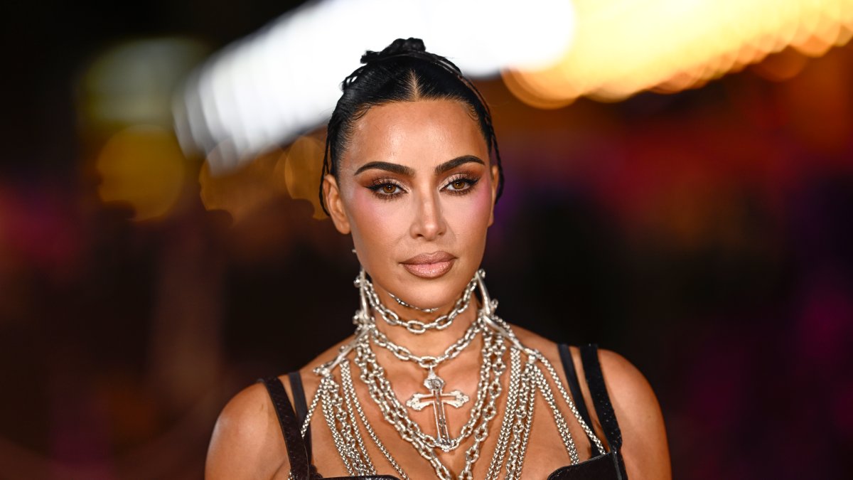 Kim Kardashian blames ChatGPT for failing her law exams – NBC Los Angeles