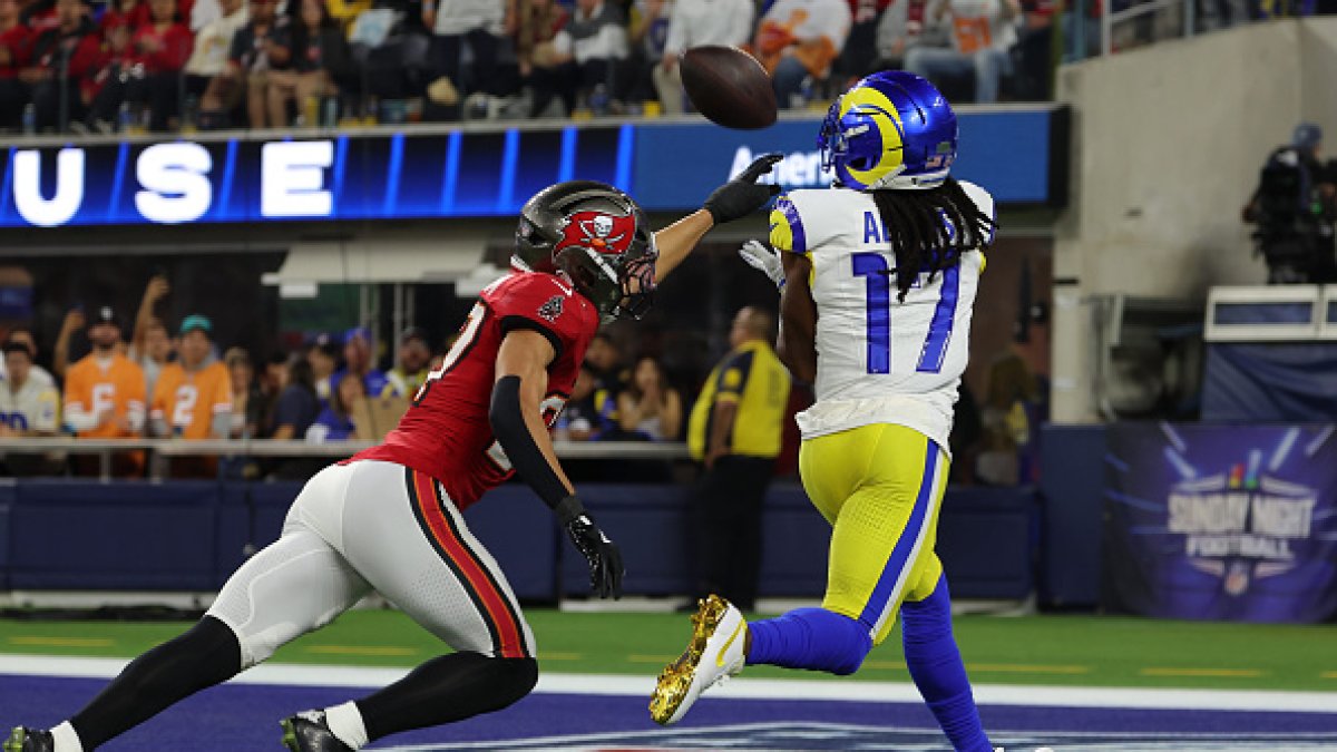 All the highlights from the Rams 34-7 victory over the Bucs on Sunday ...