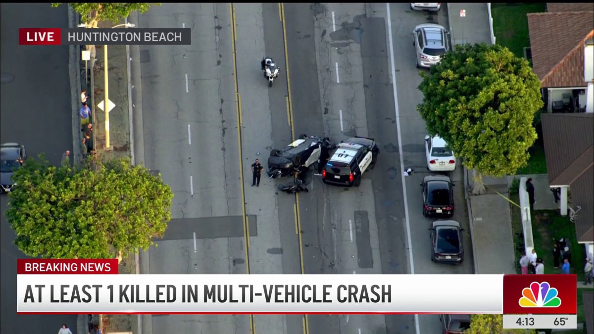 At least 1 person killed in multi-vehicle crash in Huntington Beach ...