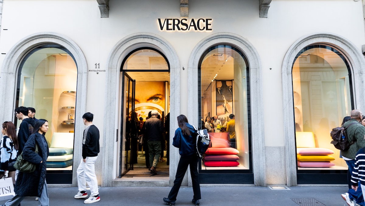 Prada acquires Versace in a deal worth nearly $1.4 billion – NBC