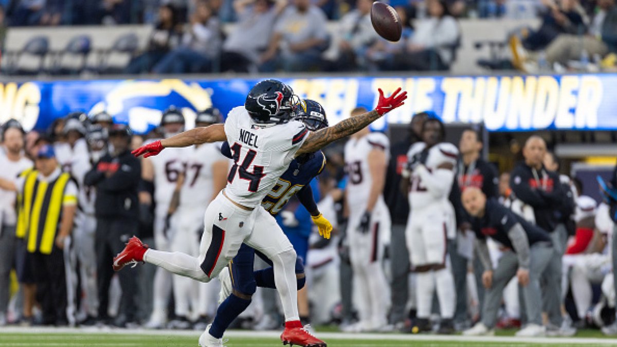Chargers lose to playoff-bound Texans 20-16, ending chance of winning AFC West
