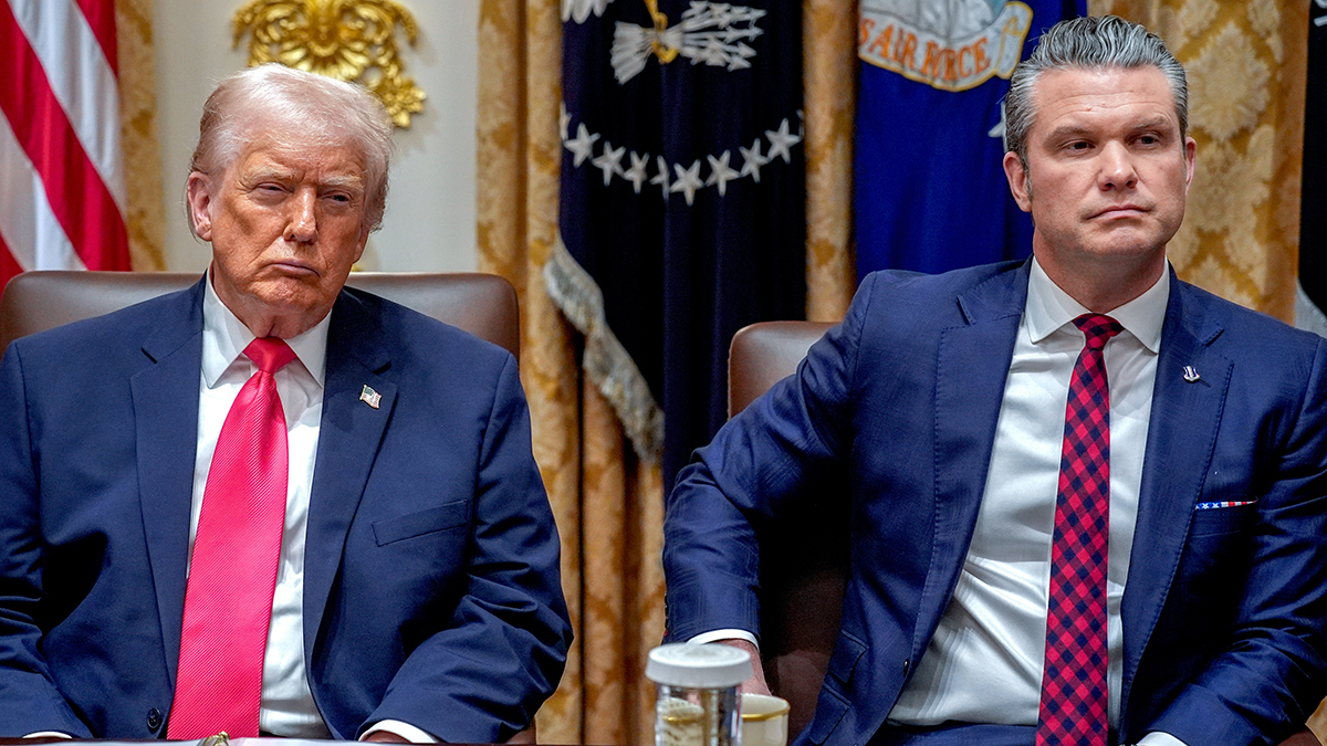 Pete Hegseth says he didn't see survivors in the September boat strike because of ‘the fog of war' 1