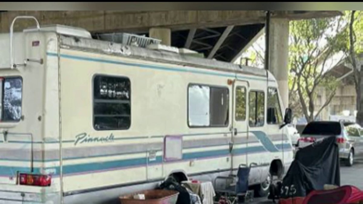 Day laborers are calling for Home Depot to remove noise machines from a parking lot at a Cypress Park location that the store says is part of an effort to...