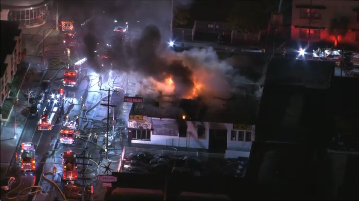 Fire rips through San Pedro bicycle shop