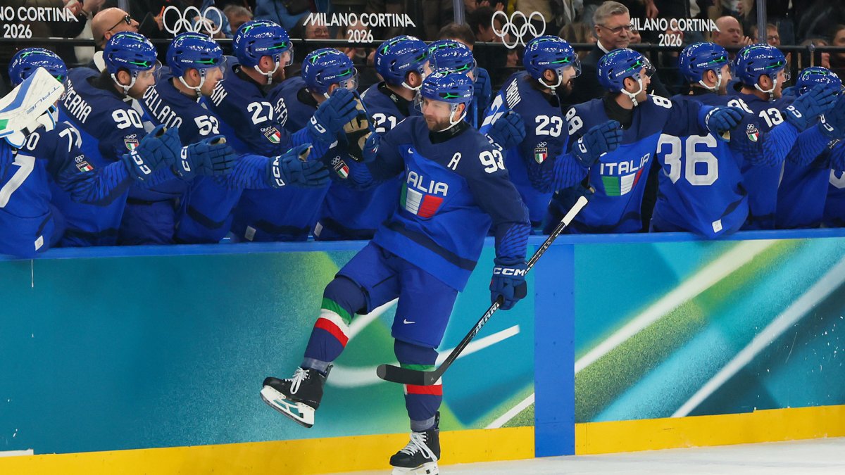 Why do Italian teams wear blue?