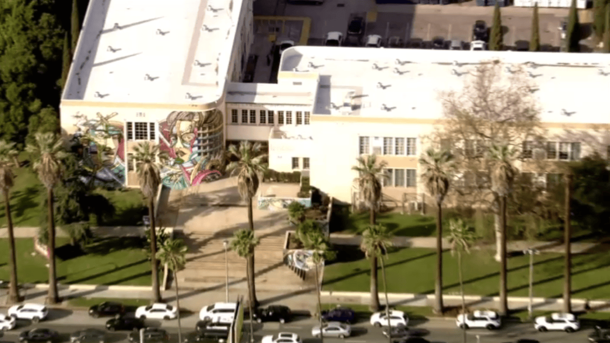 Police investigate possible bomb threat at Hollywood High School – NBC ...