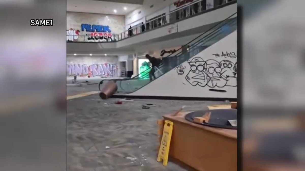 Abandoned Westminster Mall vying for a comeback