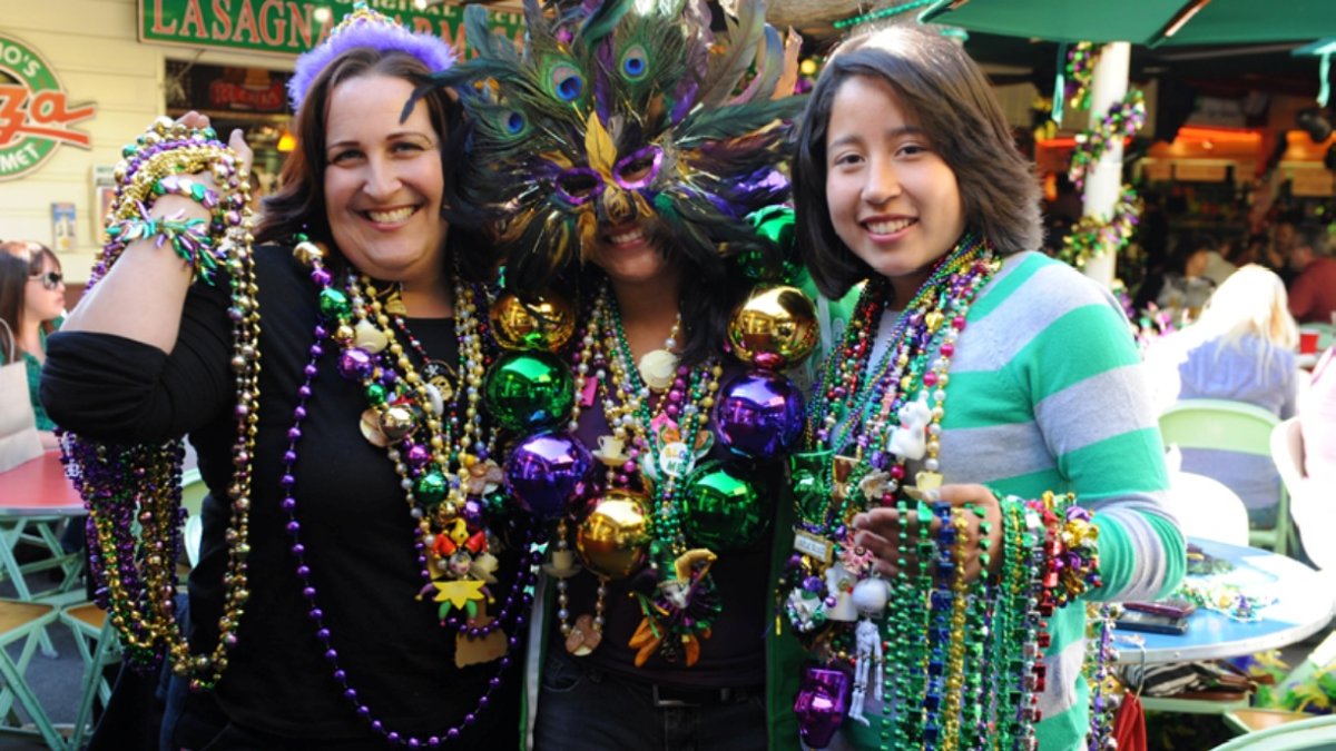 Sazeracs to beads to jazz: Mardi Gras festivities will dance across Los Angeles