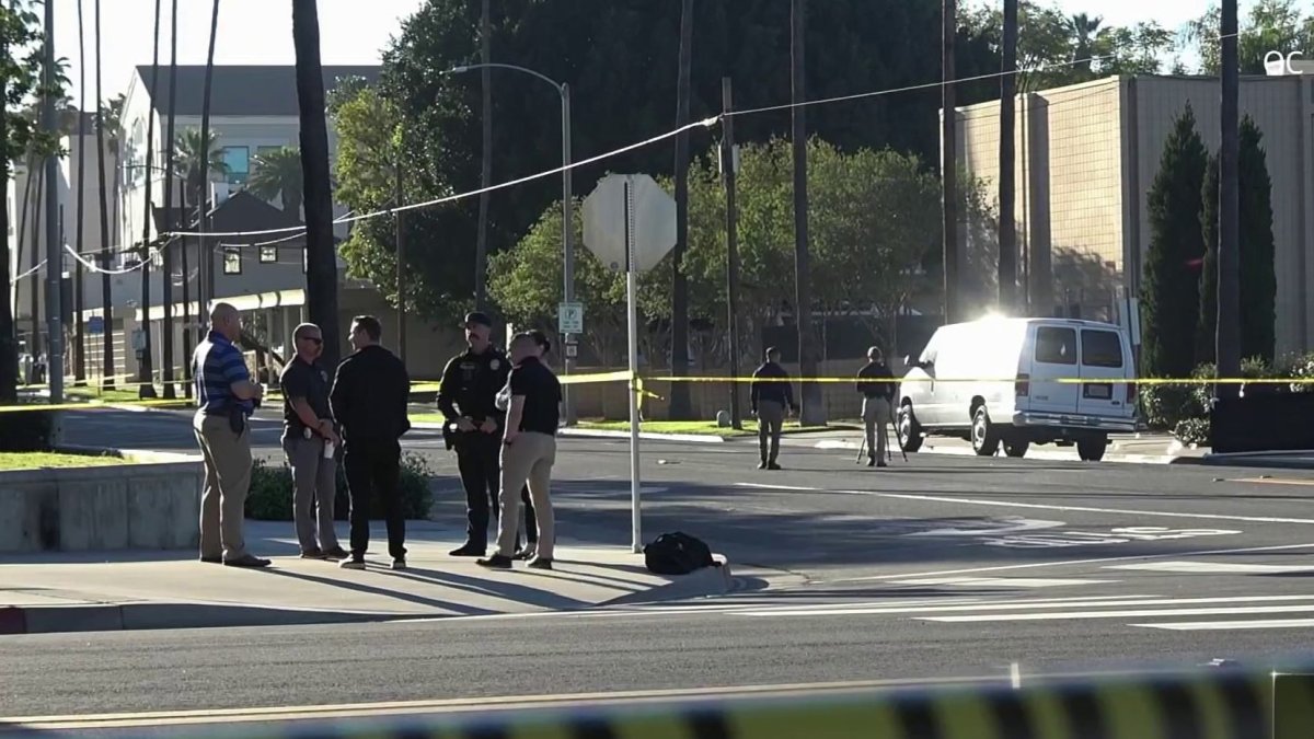 Bank Attack In Riverside 2 dead after stabbing in downtown Riverside – NBC Los Angeles