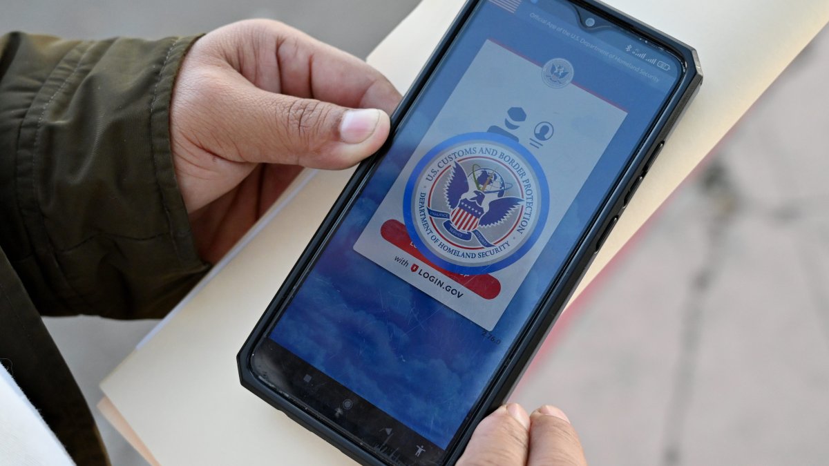 Judge blocks Trump termination of parole for migrants who legally entered U.S. using Biden-era app