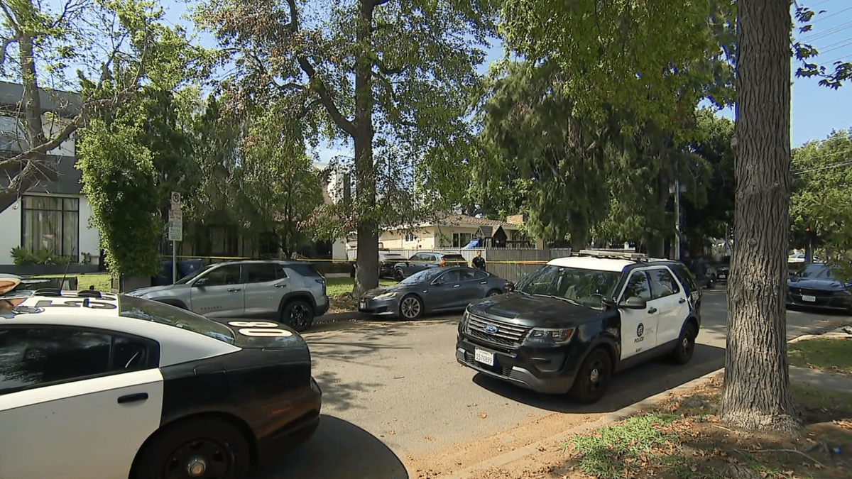 Woman shot, killed in Beverly Grove – NBC Los Angeles
