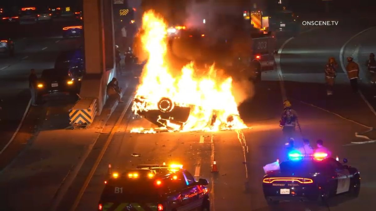 Fiery crash on 110 Freeway in downtown LA kills 1 – NBC Los Angeles