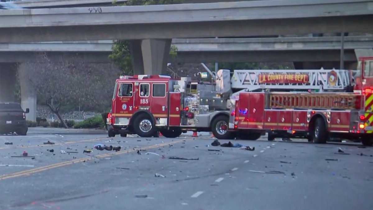 2 killed in crash with pursuit driver in Pomona – NBC Los Angeles
