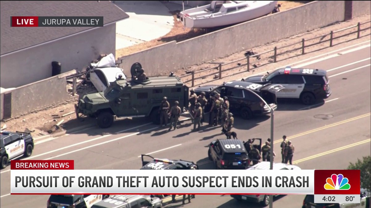 Pursuit-turned-standoff ends in crash against wall in Jurupa Valley ...