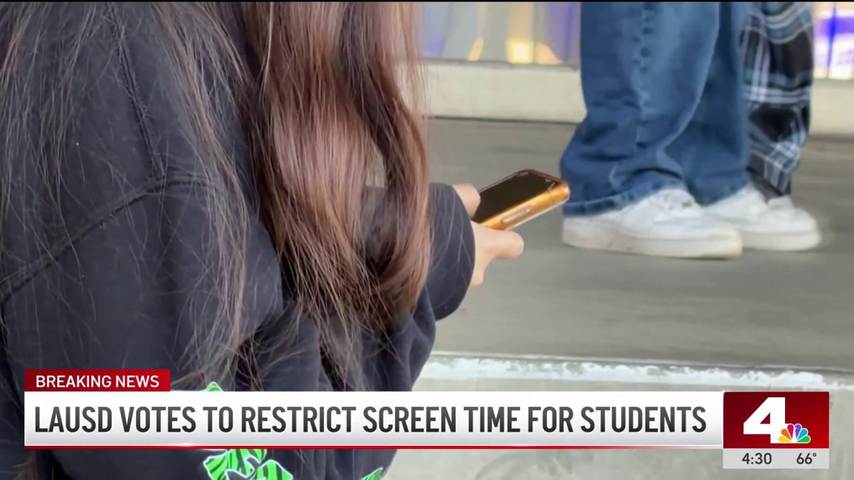 LAUSD votes to restrict screen time – NBC Los Angeles