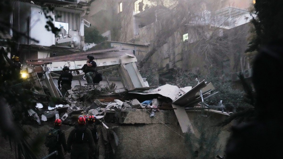 Live updates: Israel and Iran trade attacks as Trump escalates threat over Strait of Hormuz