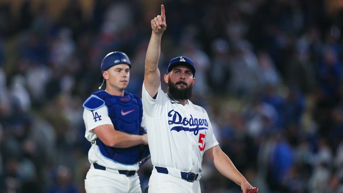 Dodgers Alex Vesia earns save in front of medical staff that supported family