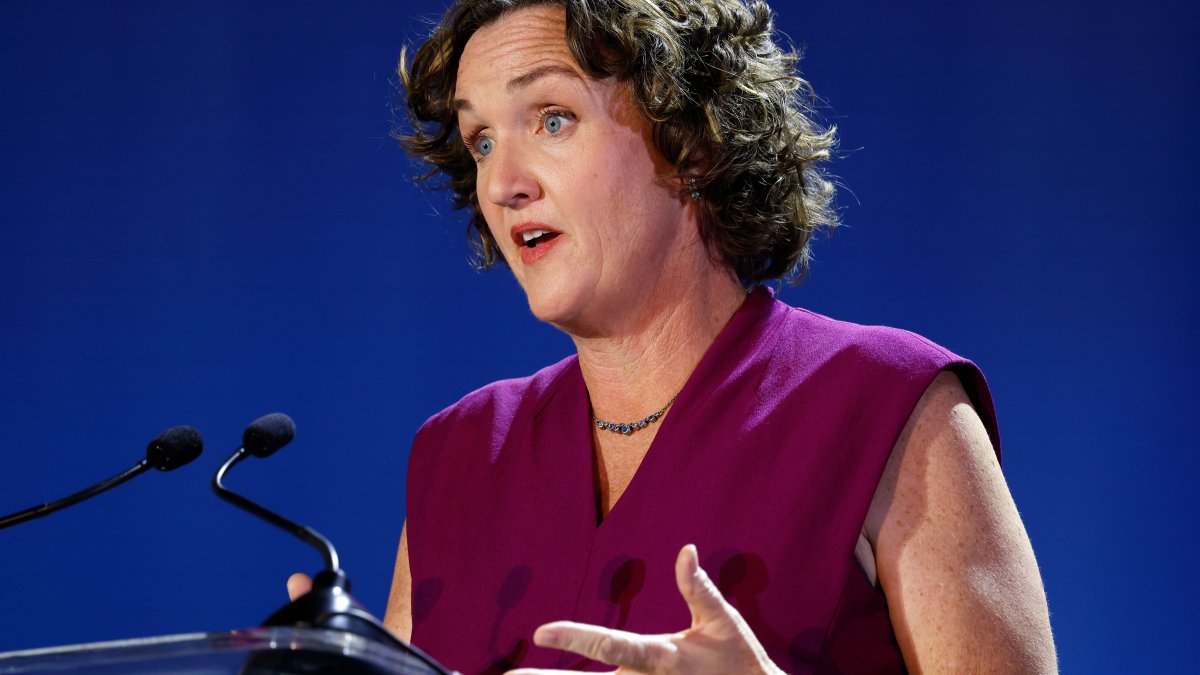Katie Porter: What to know about CA gubernatorial candidate
