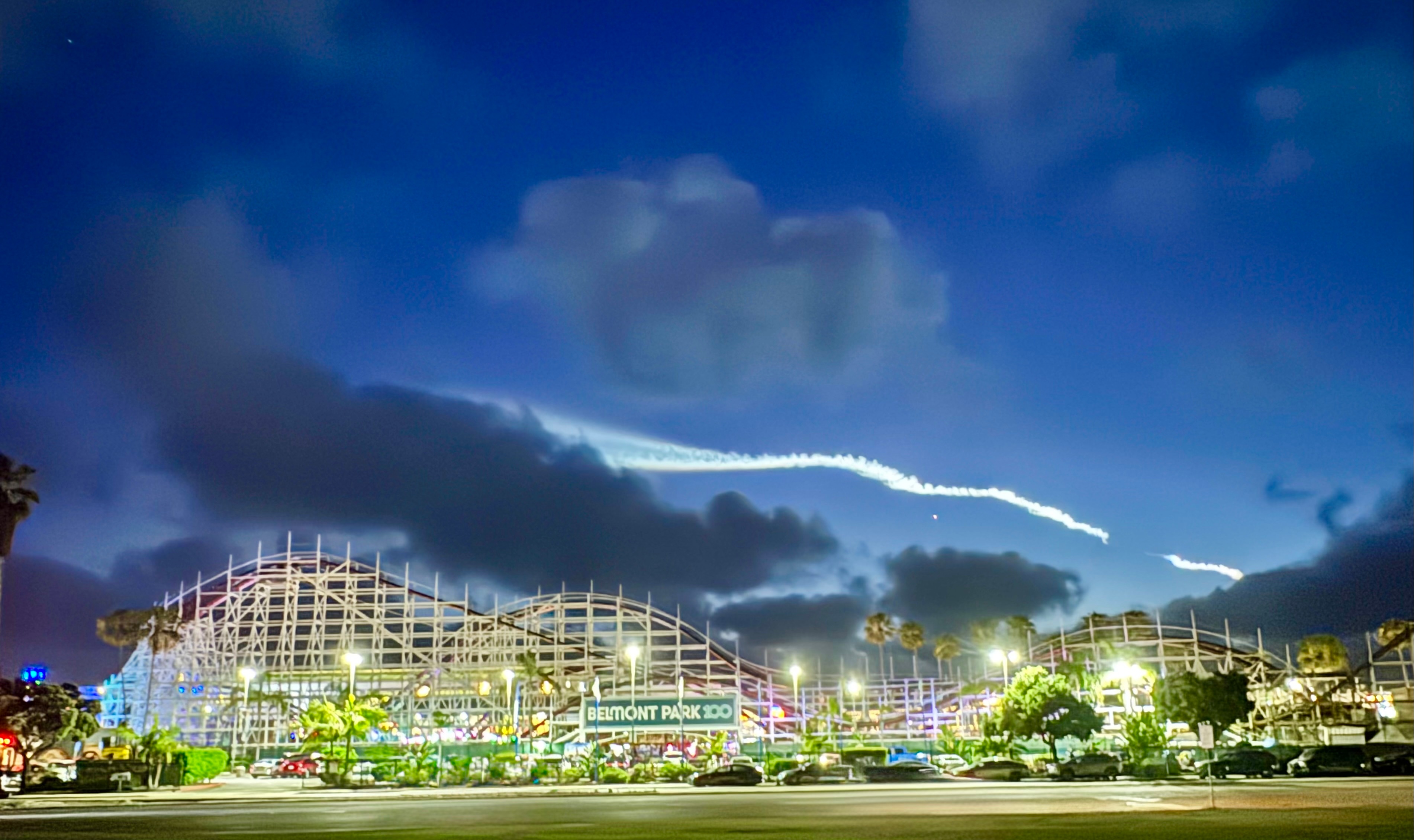 SpaceX Falcon 9 rocket lights up SoCal night sky – NBC Los Angeles