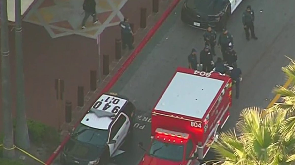 Man dies following stabbing at Union Station – NBC Los Angeles