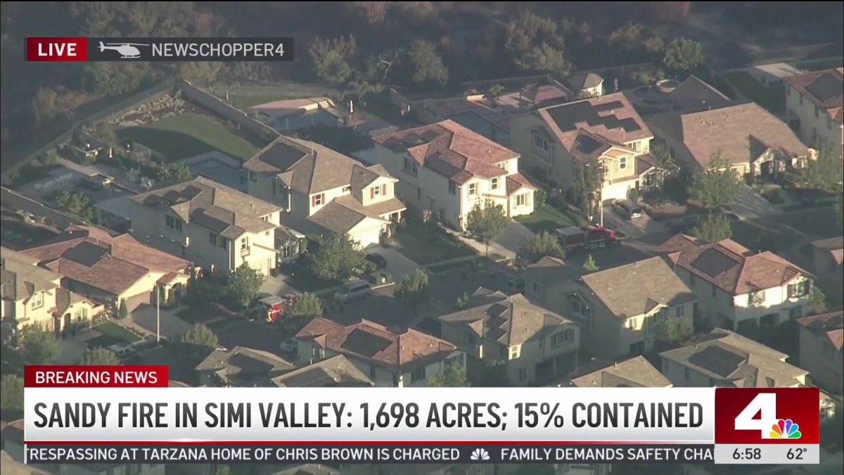 Sandy Fire in Simi Valley: 1,600+ acres, 15% contained – NBC Los Angeles