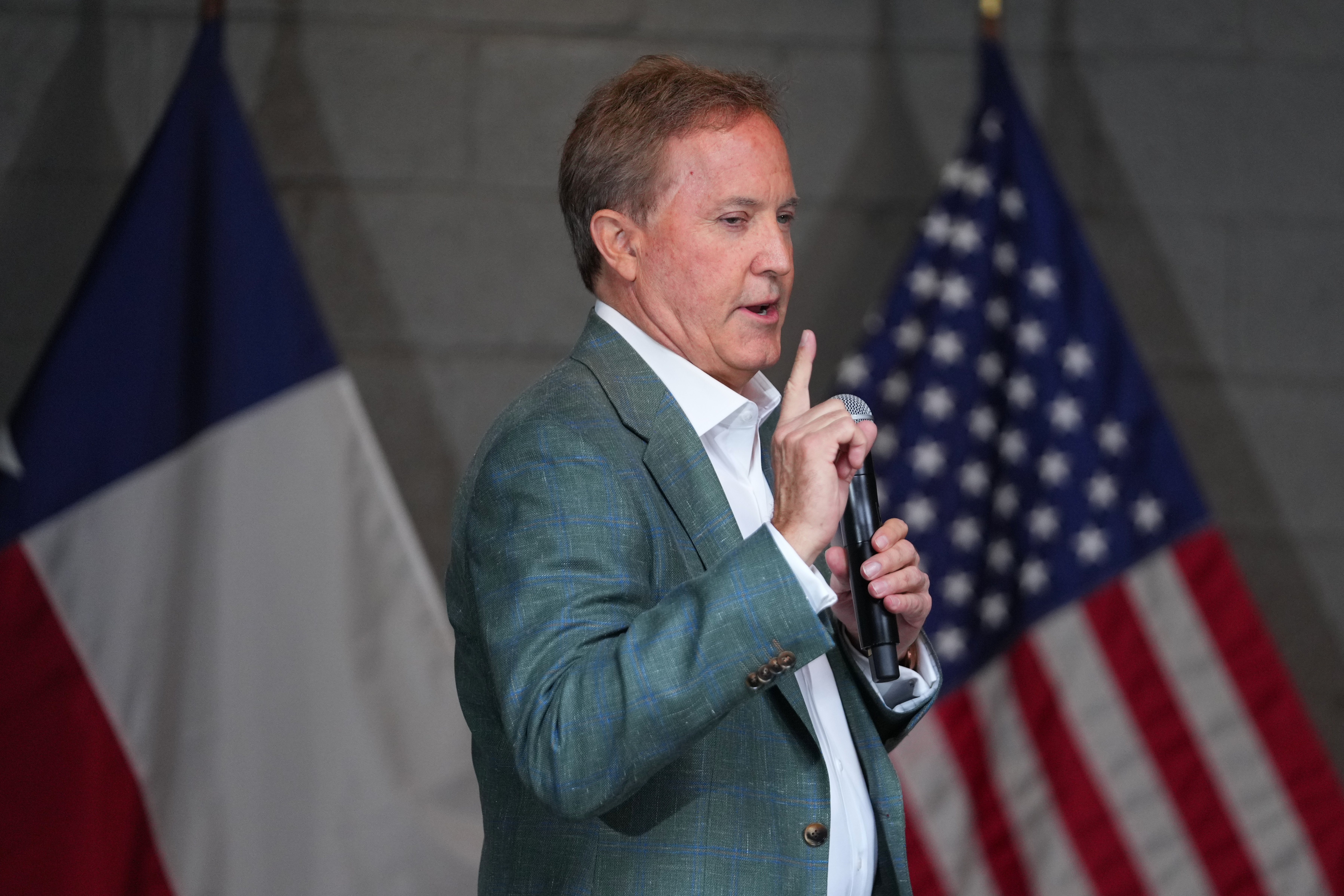 Judge strikes down Texas ban on drag shows, tells people offended by them ‘just don't go'