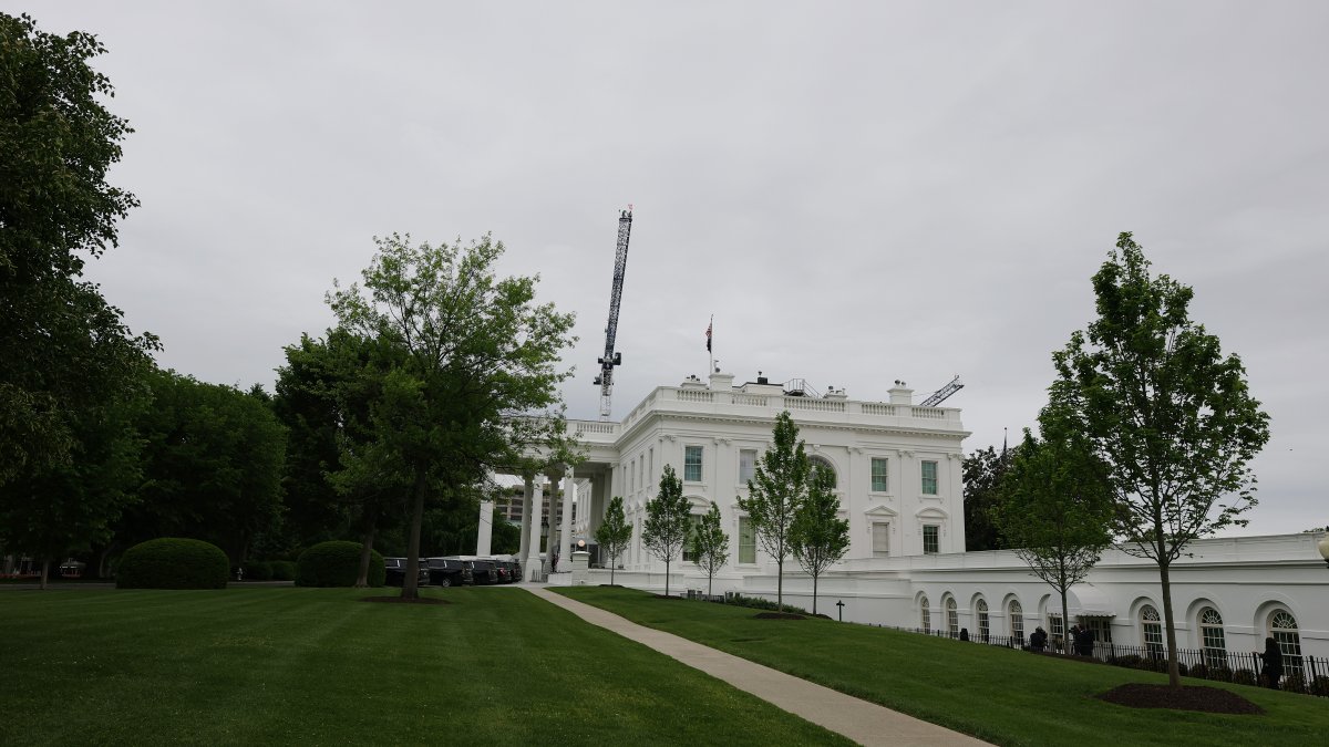 GOP bill would fund $1 billion in White House security upgrades for Trump's ballroom