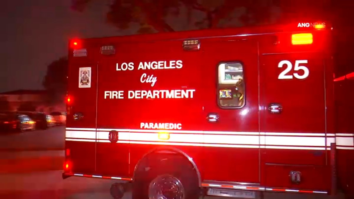 LAPD officers shoot man allegedly armed with knife in Boyle Heights