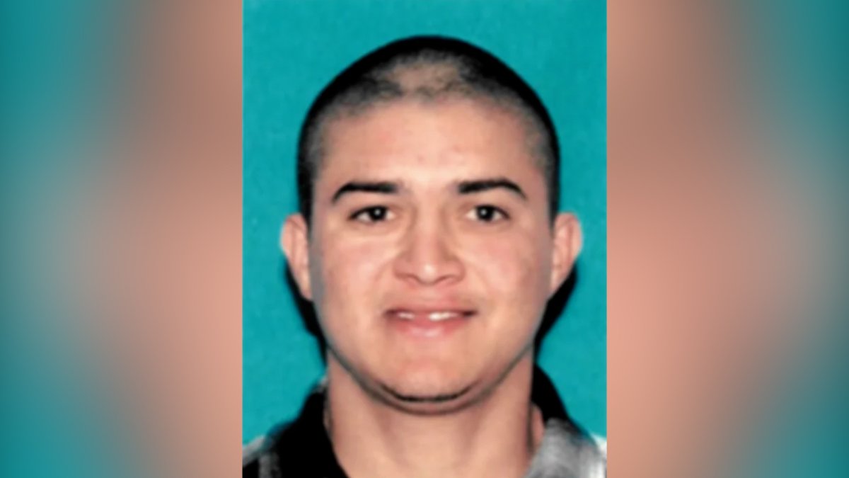 Man wanted by FBI in connection with 2005 murder of teen in Sylmar