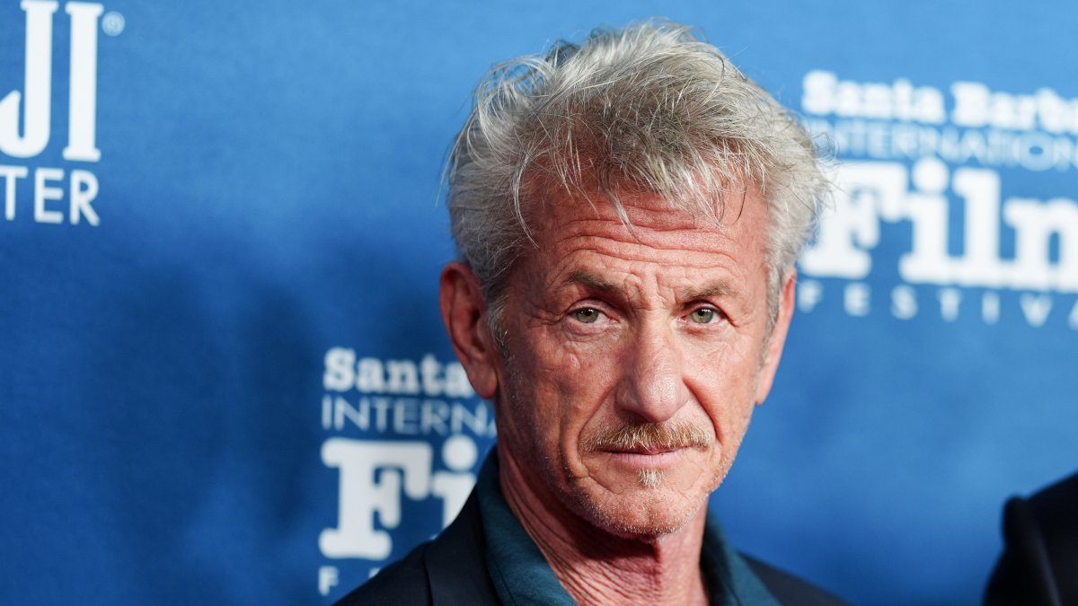 Las Angela's Riot Sean Penn to direct movie about officer at Jan. 6 Capitol riot – NBC ...